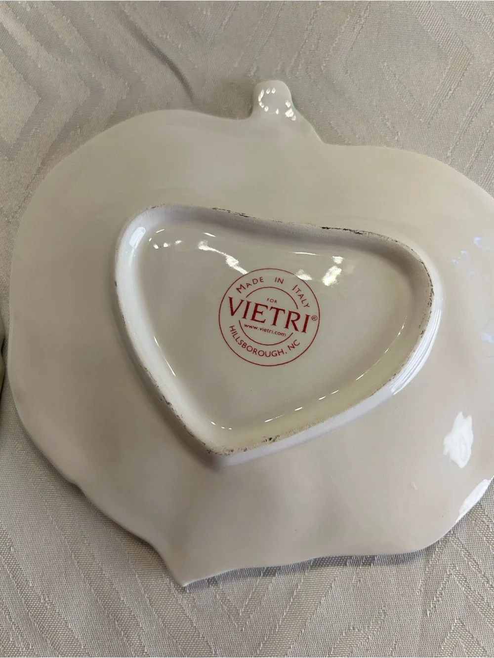 Vietri Villa Palma Bread and Butter Leaf Shaped Plates